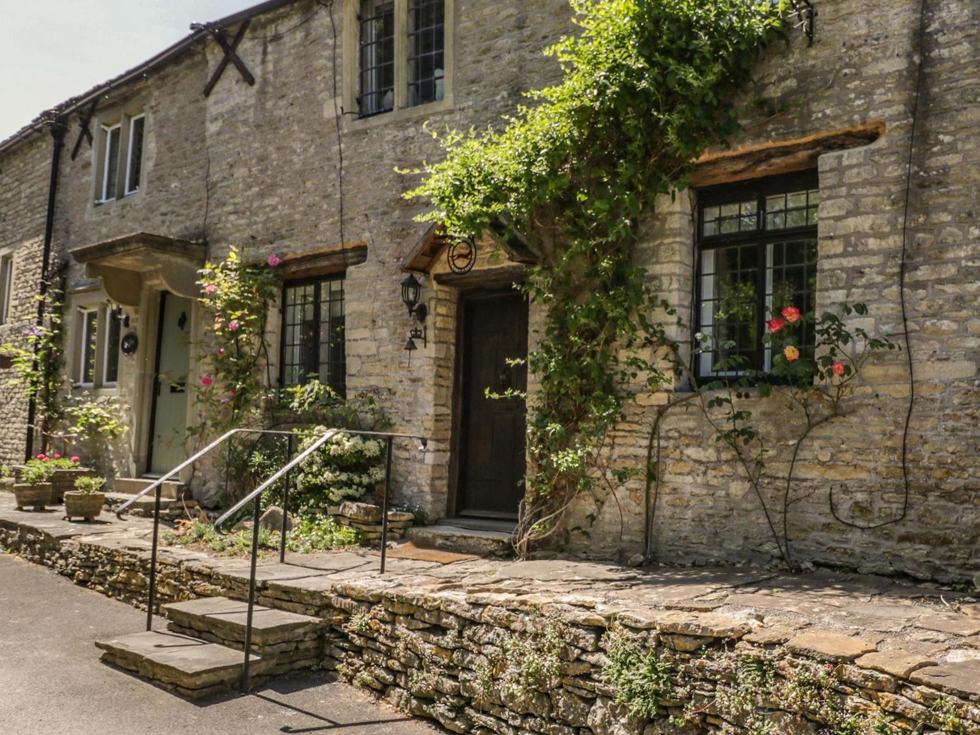 Fox Den Cottage Castle Combe Exterior photo
